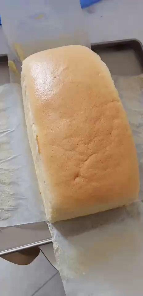 古早流心芝士蛋糕&柯基抖臀蛋糕