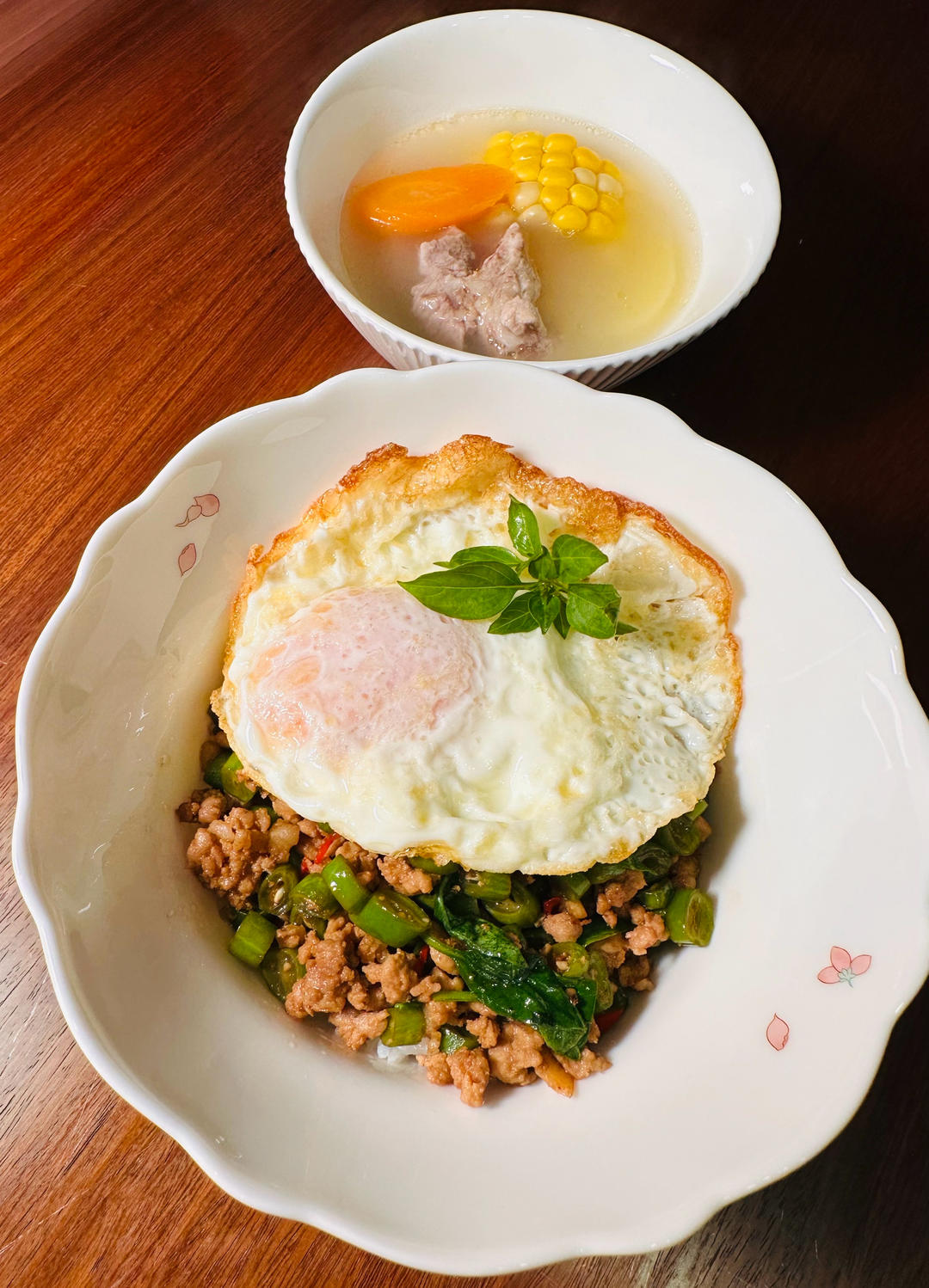 打抛饭Pad Gapao ผัดกะเพรา