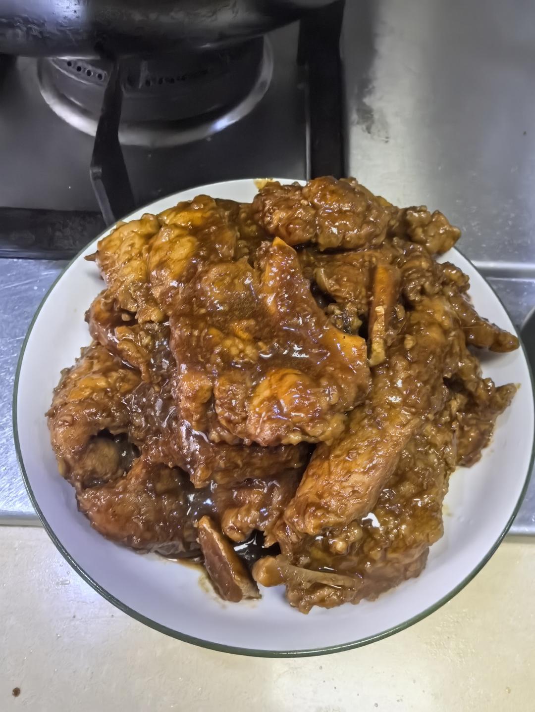 嫩而入味、肉感十足、没有淀粉感的红烧大排 葱烤大排～