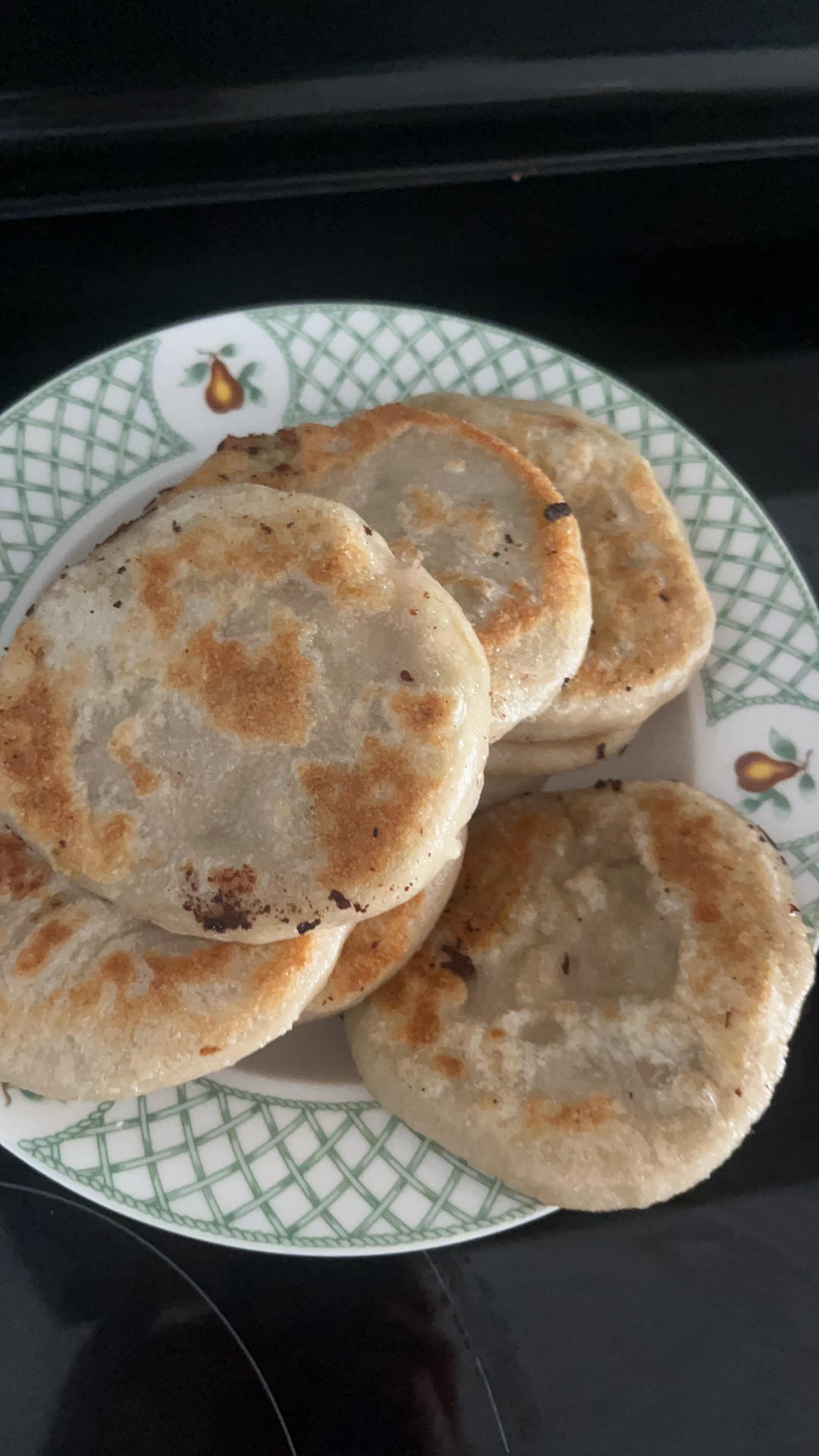 My超香芹菜猪肉馅饼