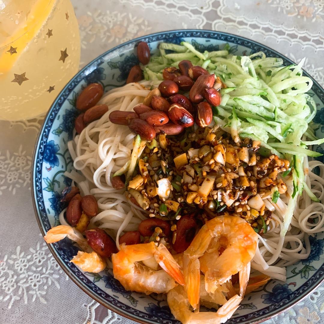 姥姥的爽口凉面！（干拌挂面）