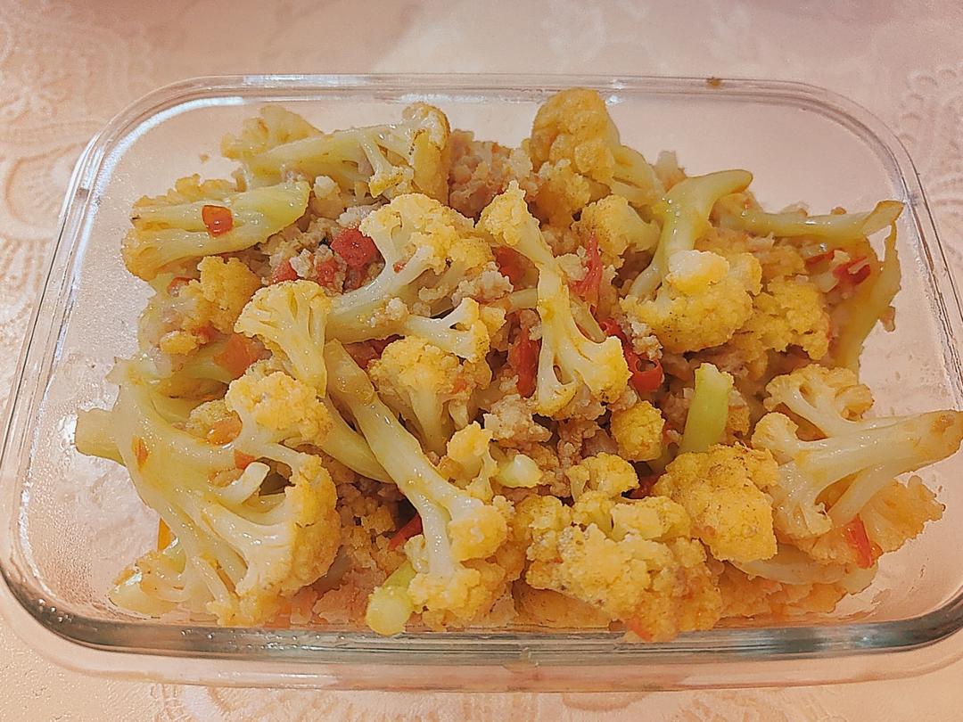 干煸菜花（花菜炒肉）