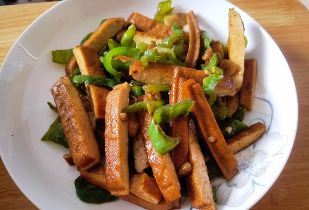 青椒炒豆干