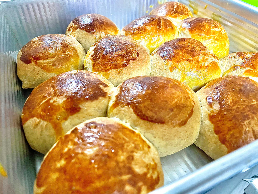 蜂蜜全麦早餐包丨健康·烘焙