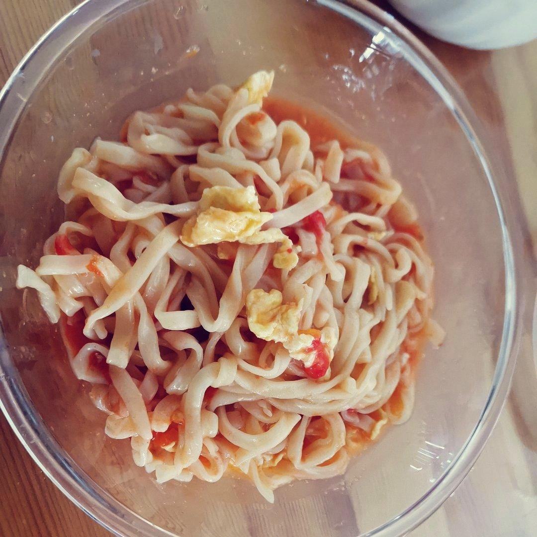 西红柿鸡蛋汤面