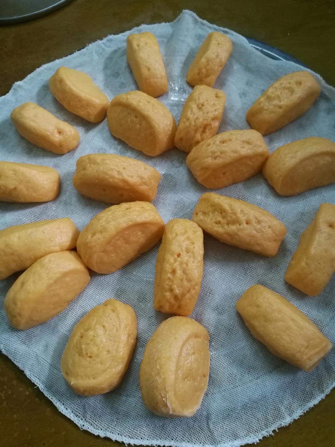 红萝卜汁馒头的做法