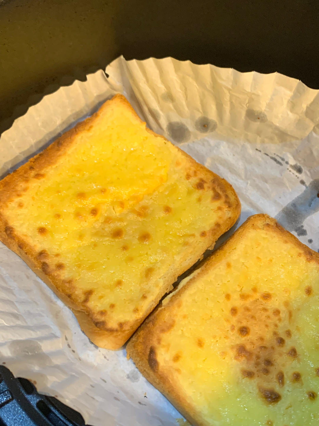 零失败快手岩烧乳酪(熔岩吐司)十分钟网红早餐，好吃哭