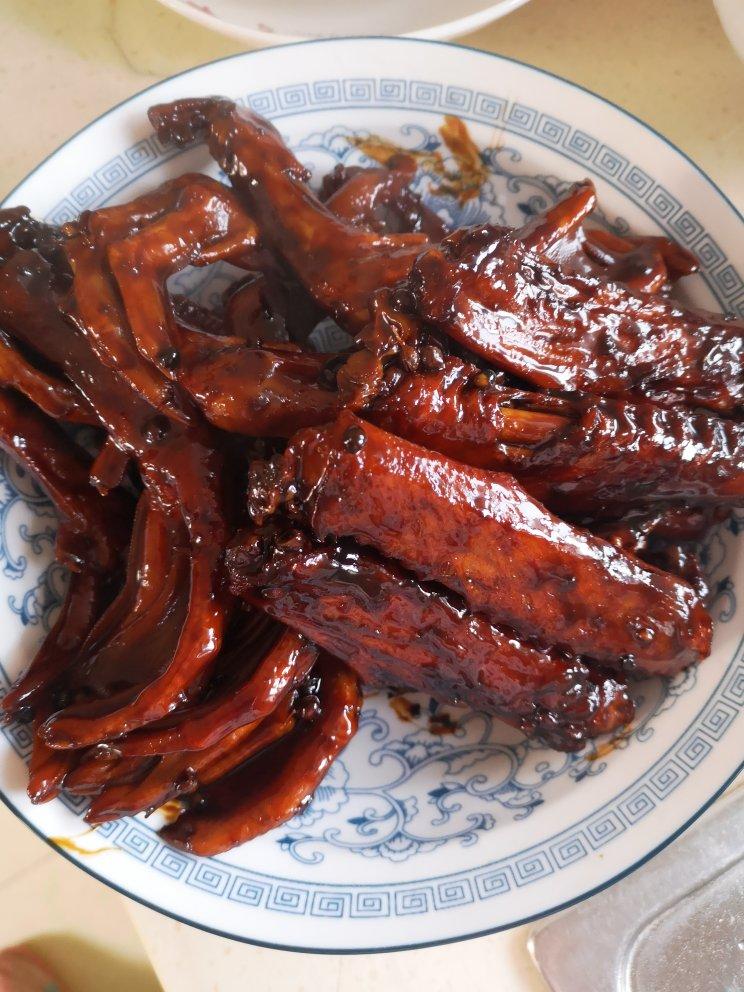 周黑鸭味～～～鸭翅 鸭爪