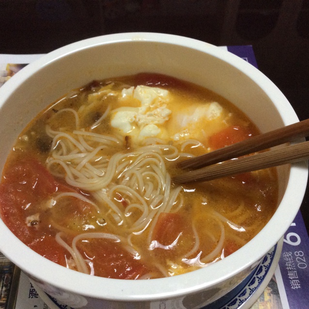 简单早饭西红柿鸡蛋挂面