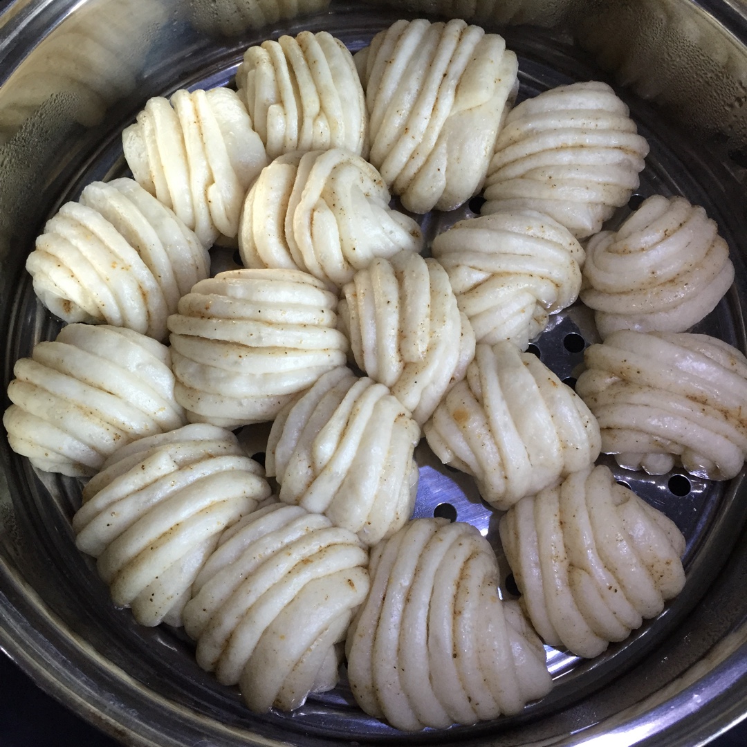 【小花卷(详细步骤图)图片】重紫_下厨房