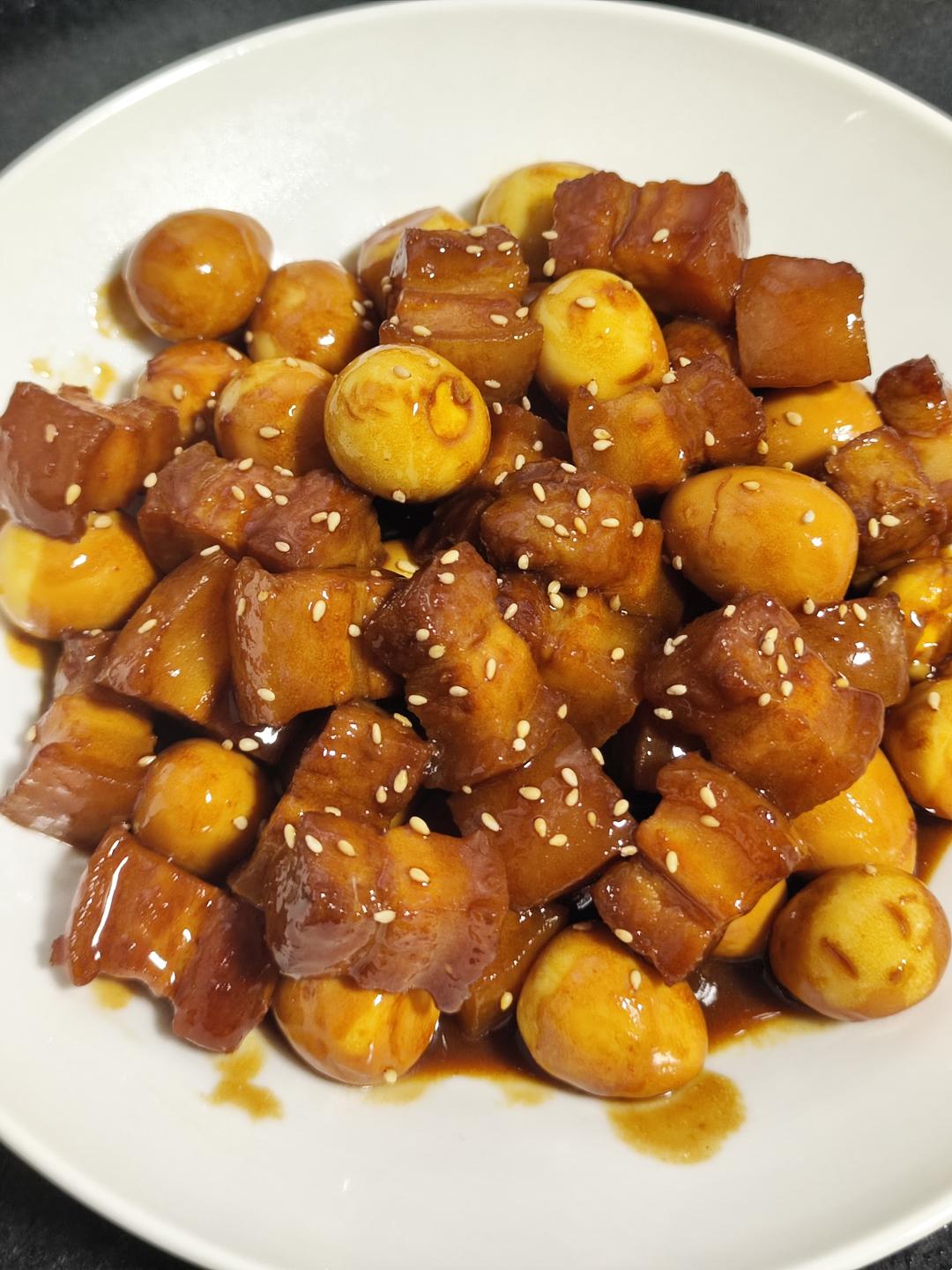 家常红烧肉烧鹌鹑蛋｜肥而不腻超下饭