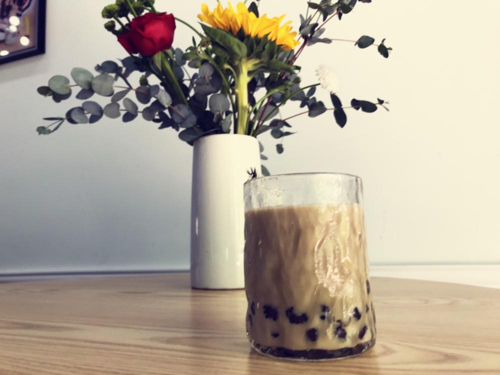 一杯奶茶——用红茶和牛奶回归最淳朴的味道