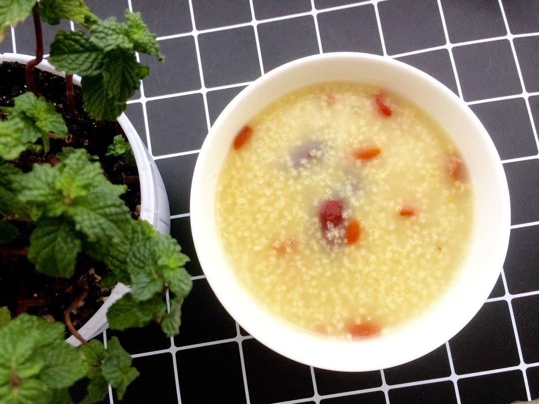 belca做的红枣小米粥