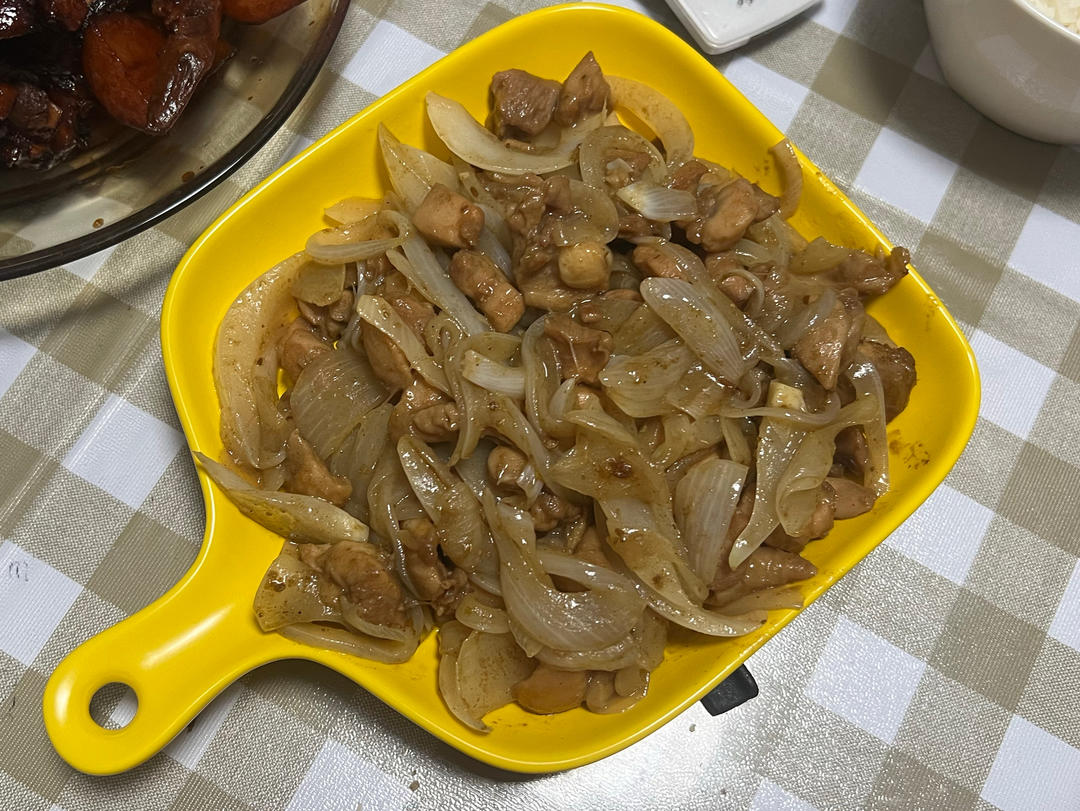孜然鸡肉炒洋葱(低油低盐版)