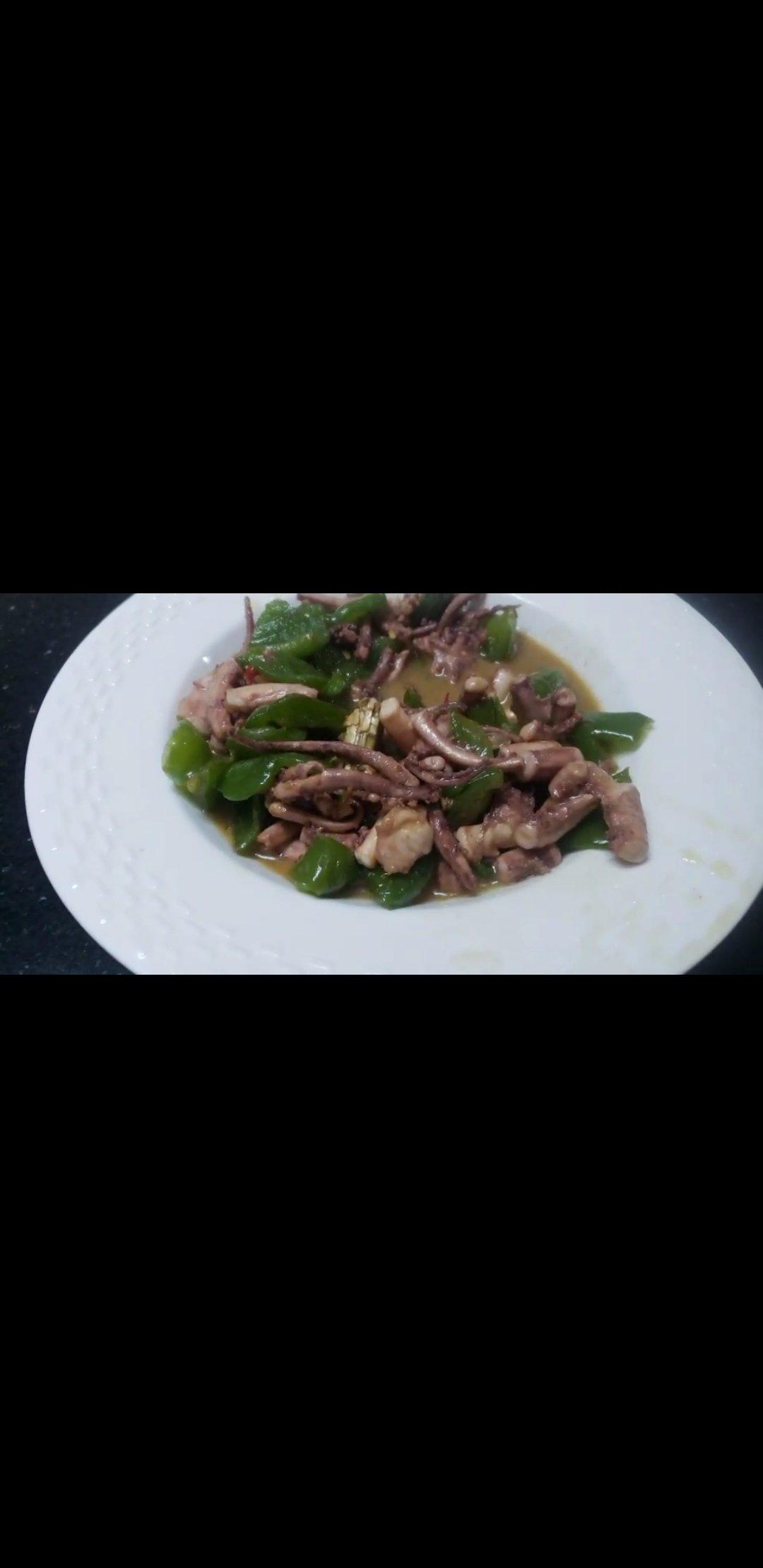 青椒炒鱿鱼
