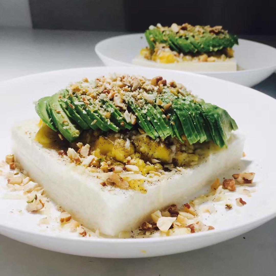 鳄梨美式蛋多士