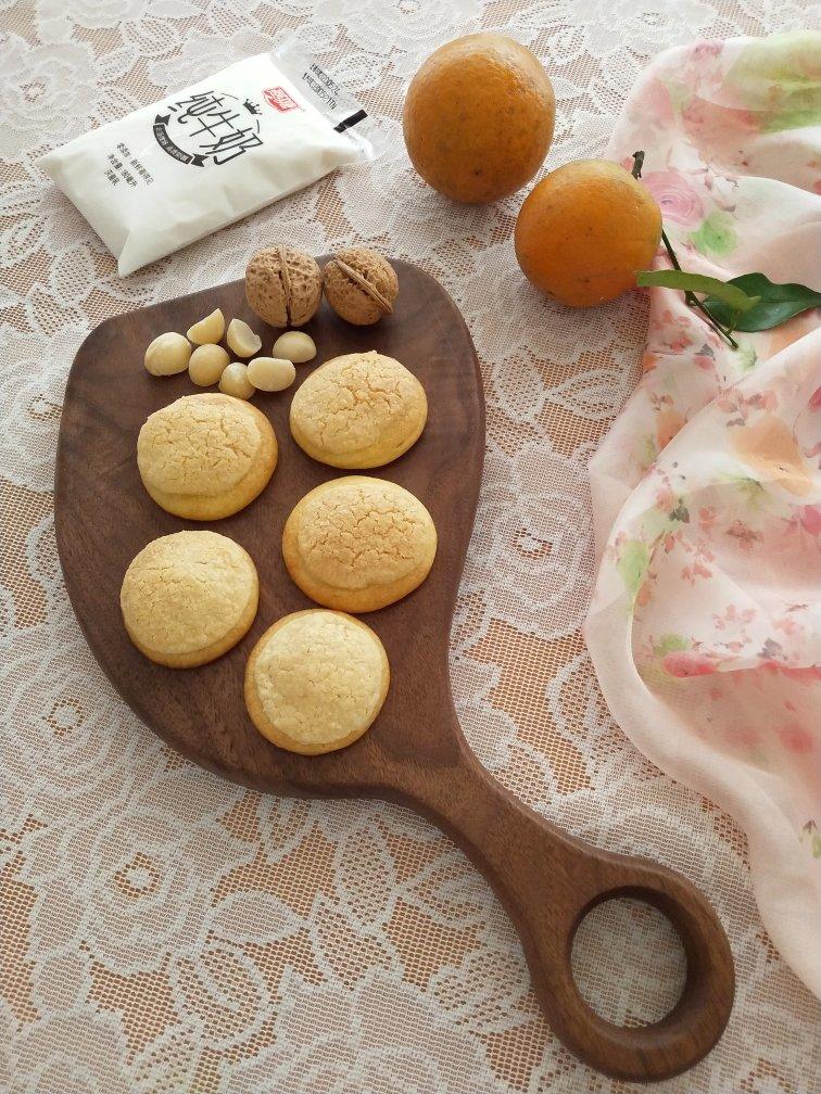 一口就爆浆的卡士达酥皮泡芙