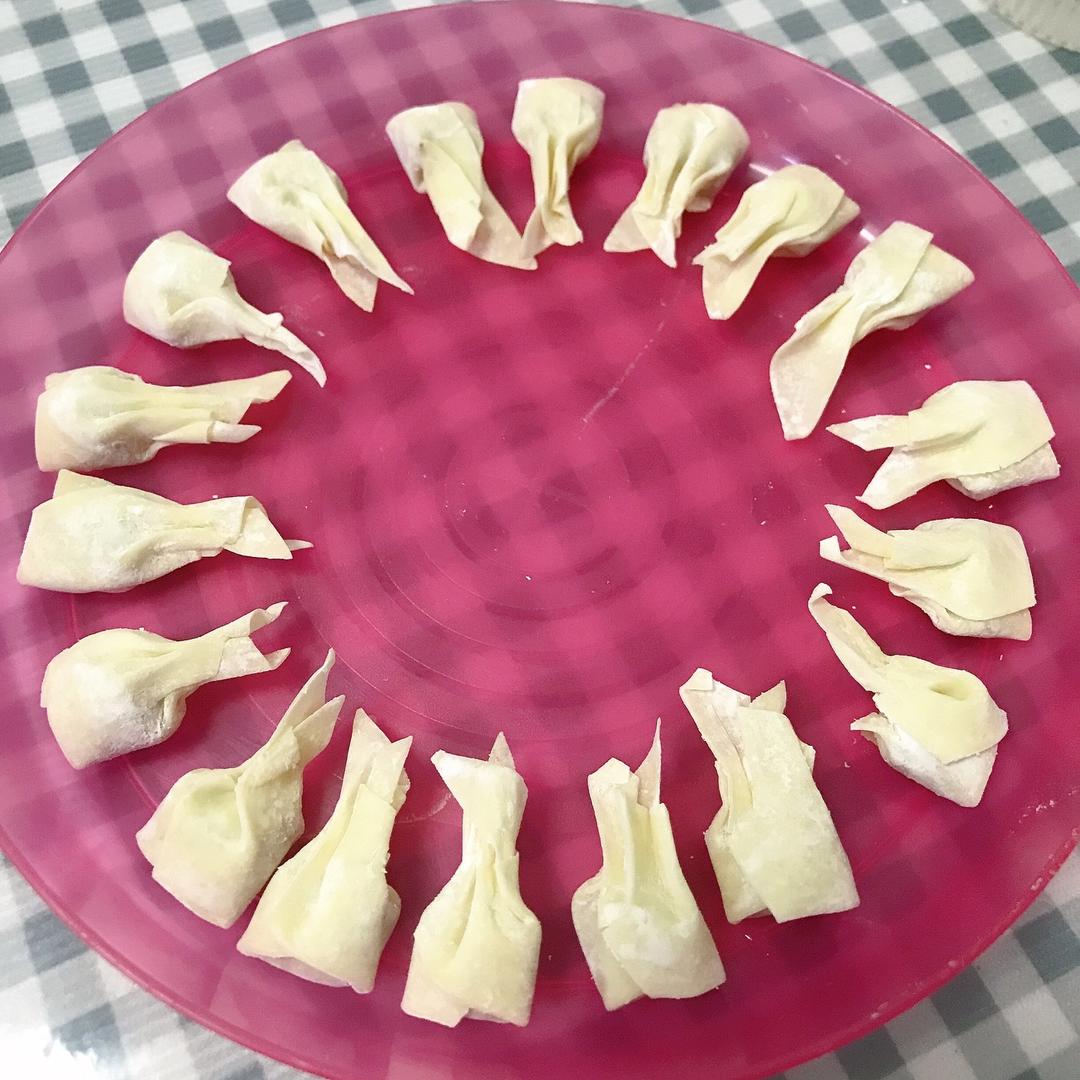 宝宝辅食~小金鱼馄炖的做法