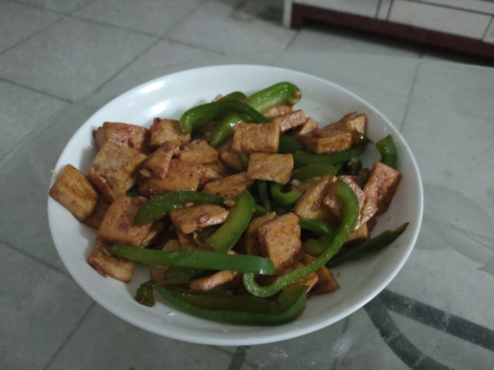 青椒炒豆腐