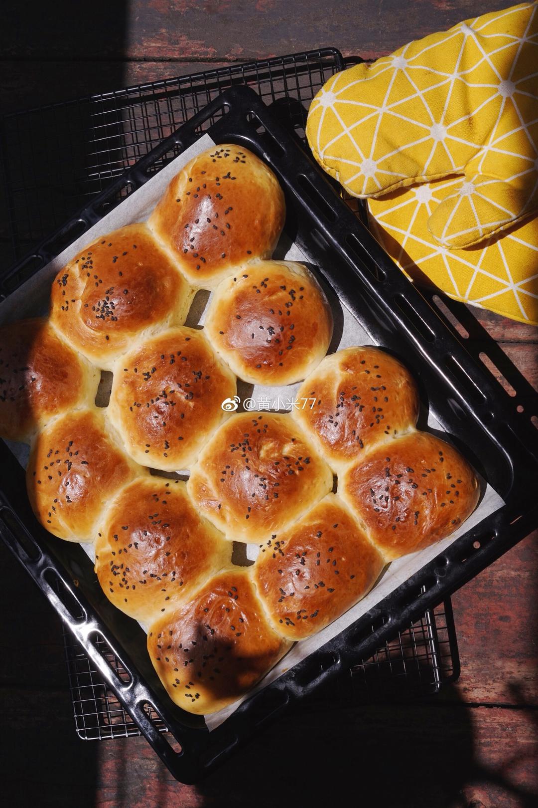 纯奶手撕吐司的做法 步骤1