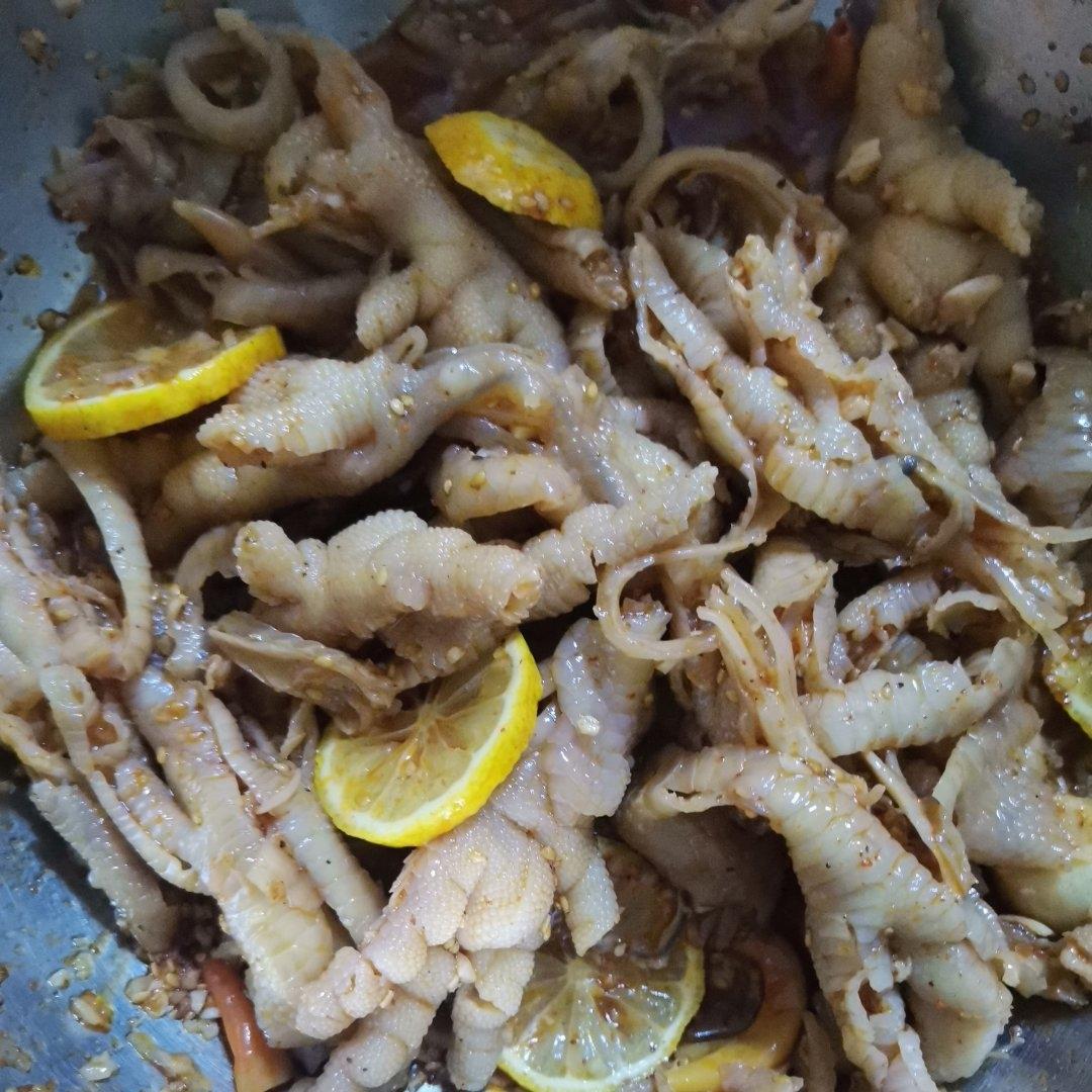 酸辣无骨柠檬鸡爪