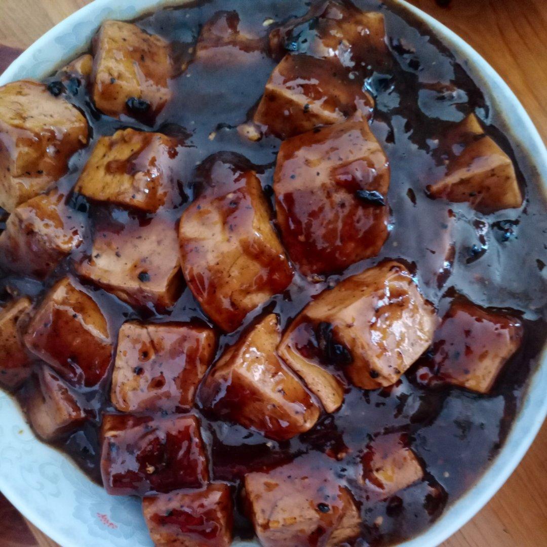 黄豆酱烧豆腐