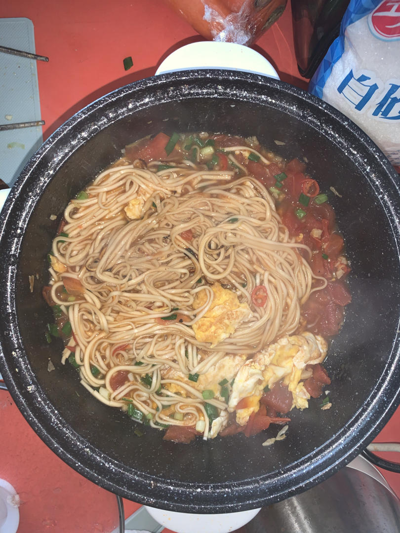 网红番茄荷包蛋焖面