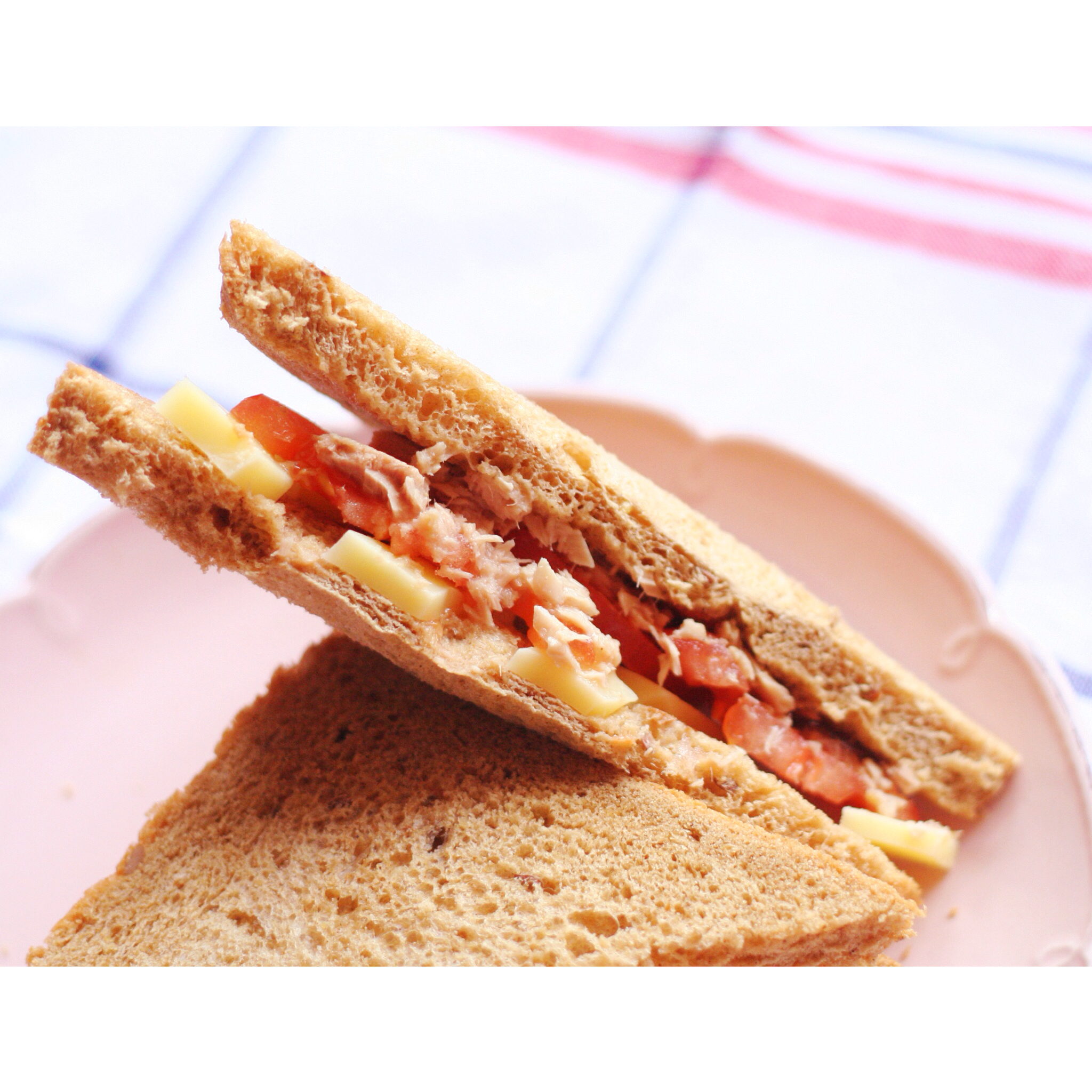 火腿芝士蛋三文治