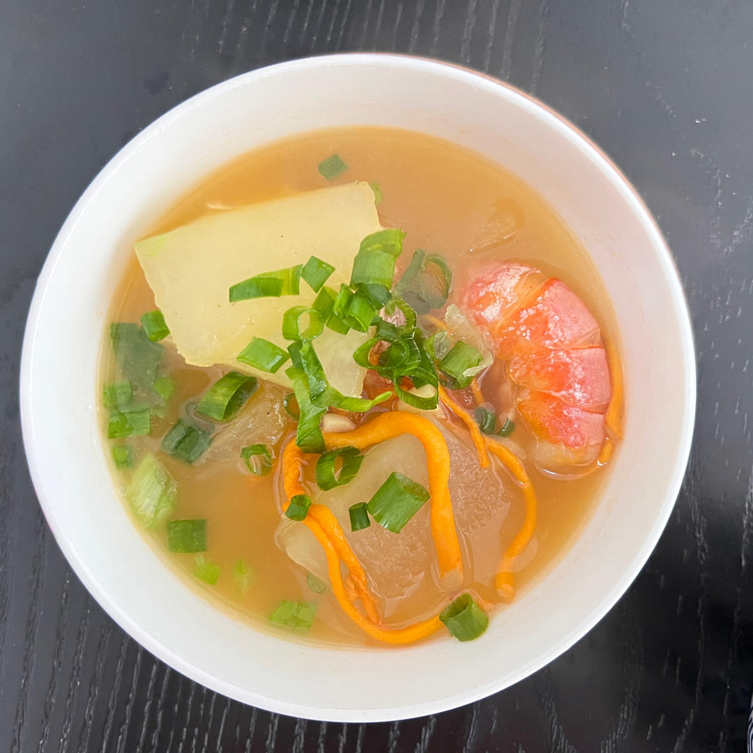 鲜掉眉毛巨好喝，三鲜刷脂汤，250大卡