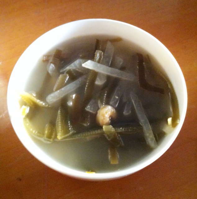 海带萝卜排骨汤