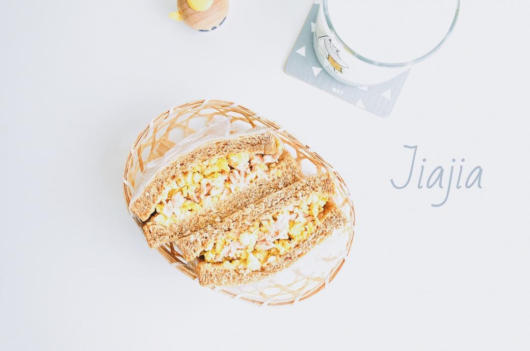 嘉嘉爱吃每一天