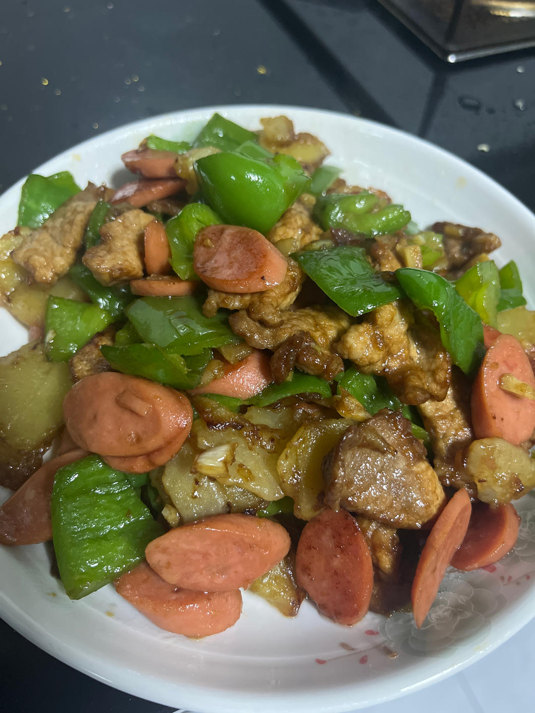 经典下饭神器———青椒火腿炒土豆片