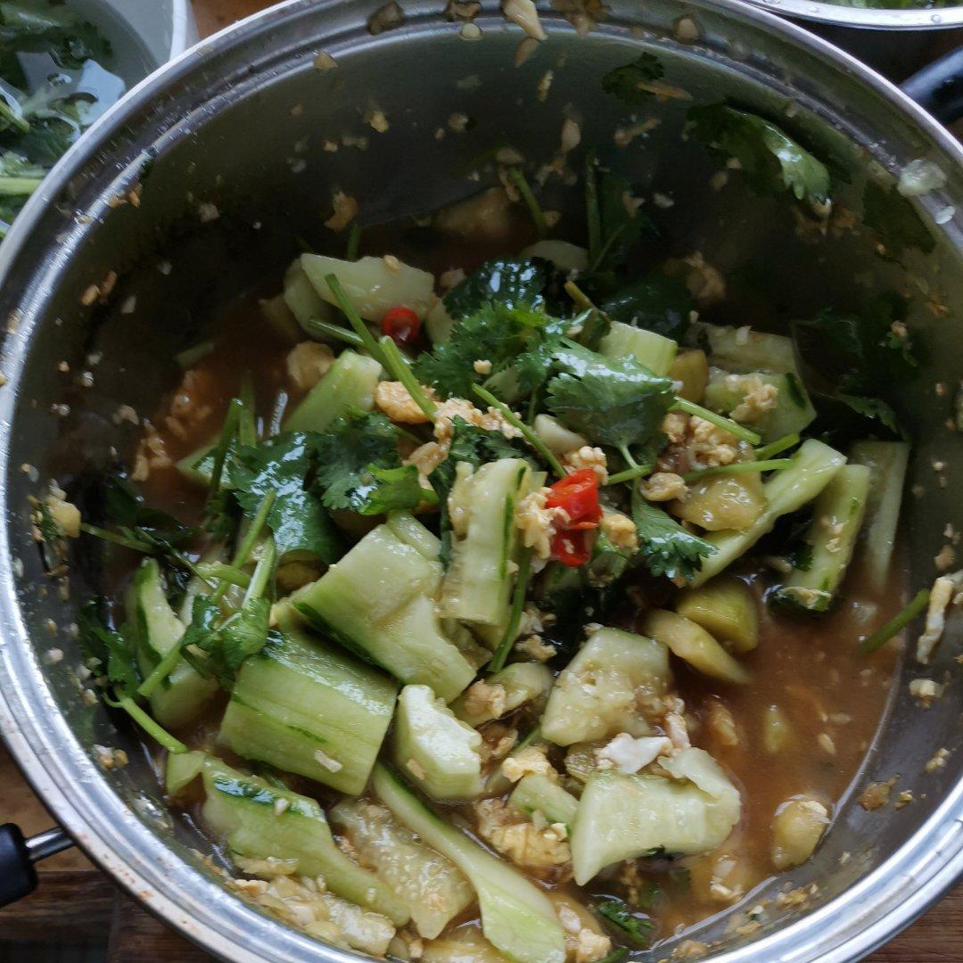 赞不绝口拍黄瓜🥒