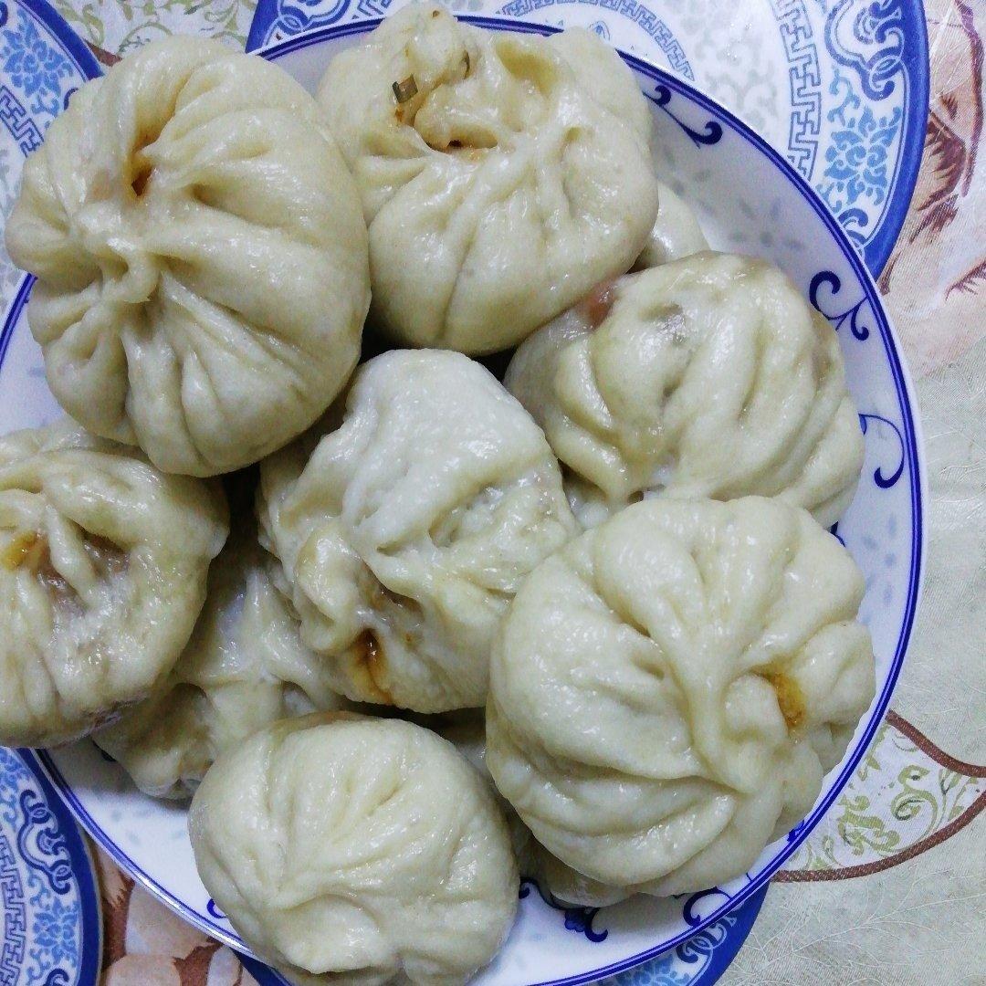 鲜肉包子