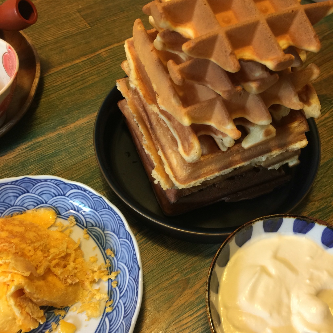 奶油奶酪华夫饼<CREAM CHEESE WAFFLES>