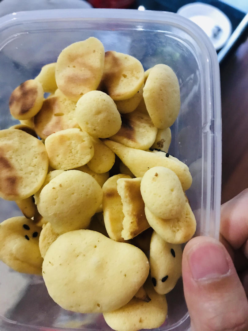 简便的鸡蛋饼干，特别适合小孩子吃