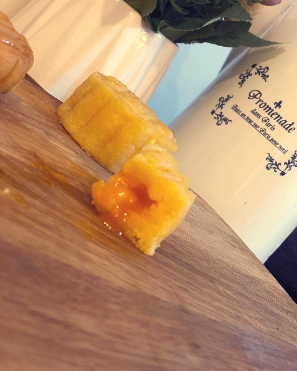 当下最流行的月饼----通透奶黄流心月饼配方、细节和理论