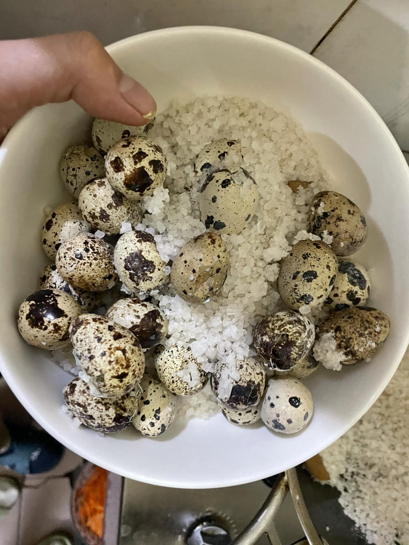 盐焗鹌鹑蛋（简单入味）