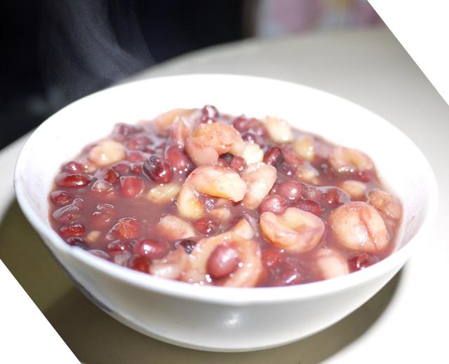 莲子红豆汤的做法