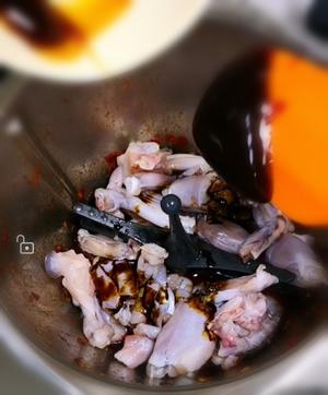 最地道的江湖菜泡椒牛蛙的做法 步骤7