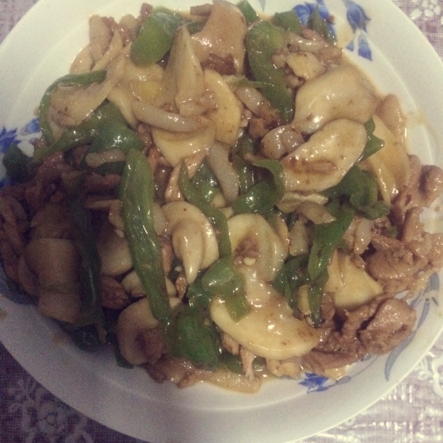 青椒杏鲍菇炒肉丝