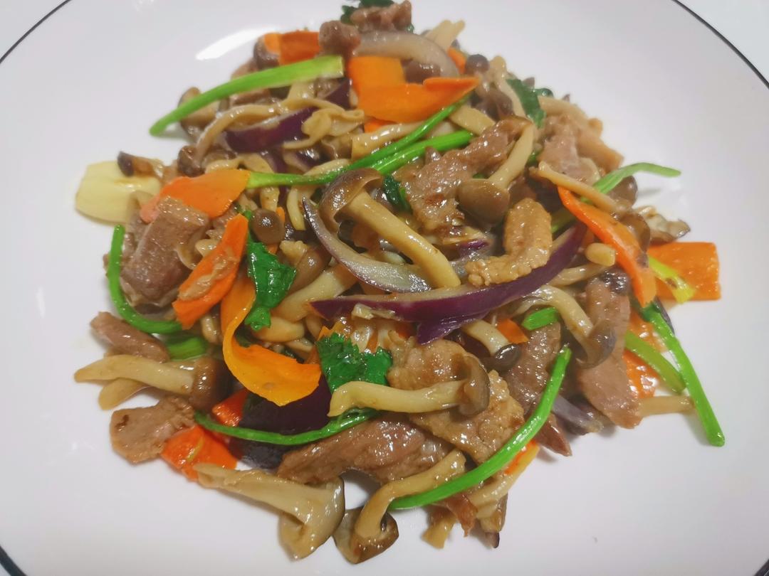 黑椒蟹味菇炒肉
