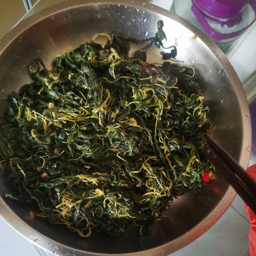 潮汕味-蒜蓉豆酱炒麻叶