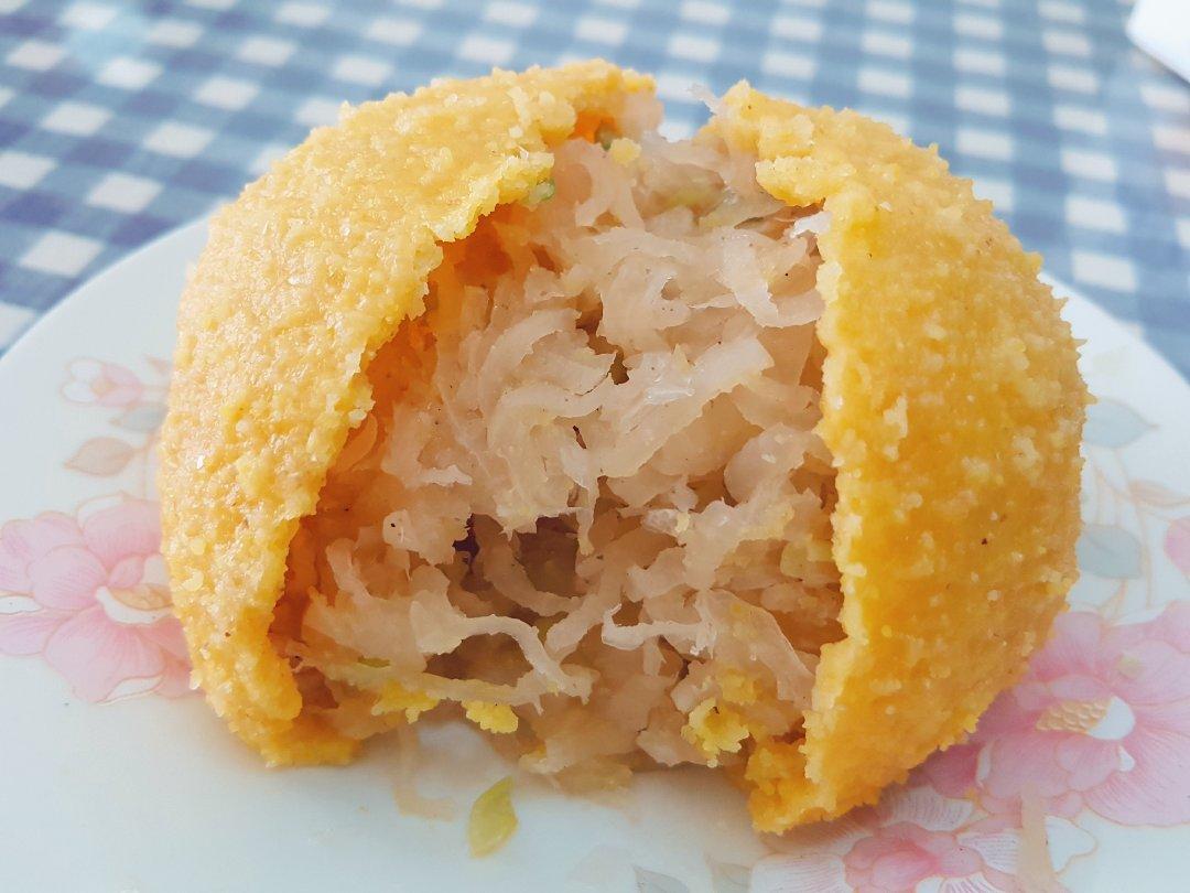 薄皮大馅菜团子