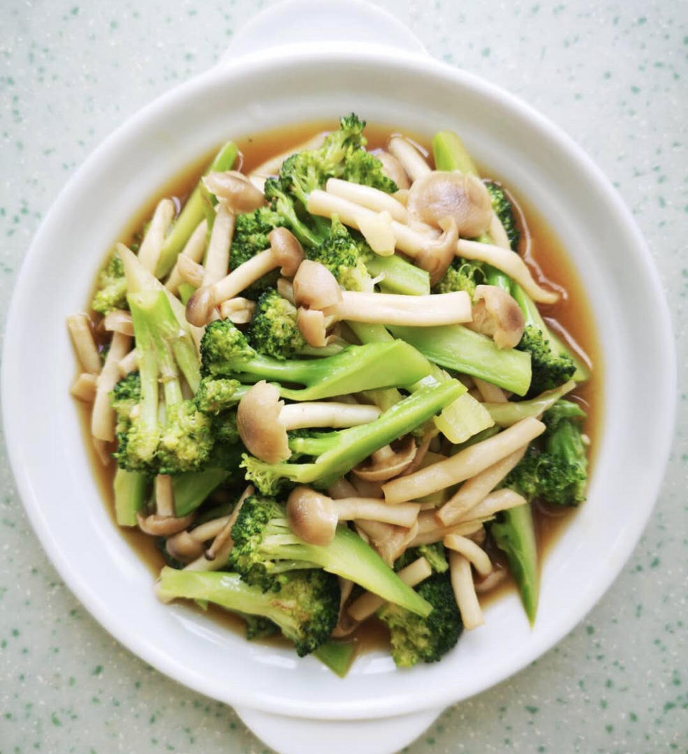 低脂低卡‼️鲜嫩好吃不长胖的西兰花炒菌菇