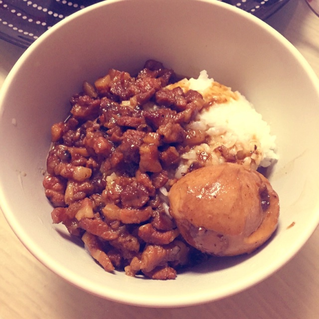 台式卤肉饭