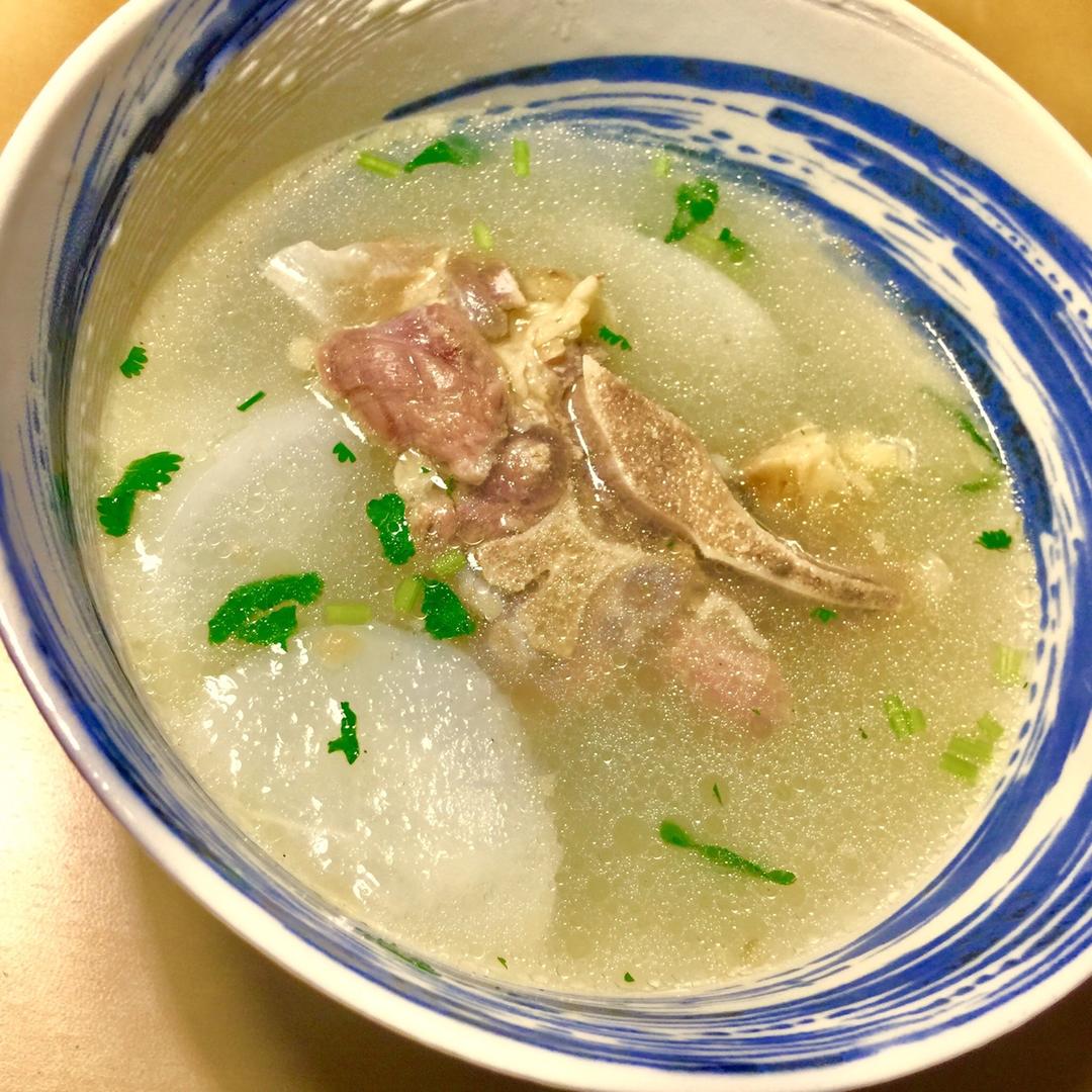 白萝卜牛尾汤