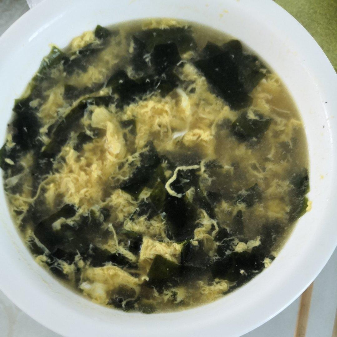 鲜掉眉毛的裙带汤