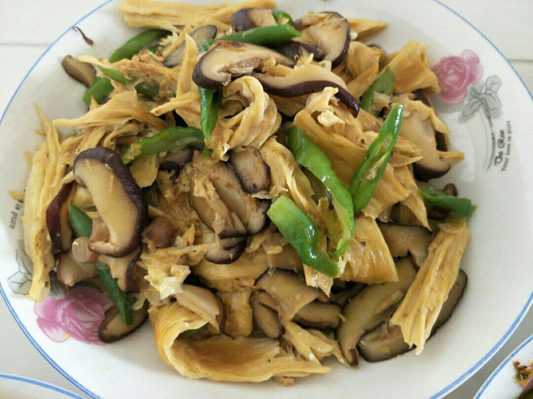 腐竹烧香菇
