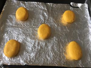 蛋壳鸡宝宝面包的做法 步骤8